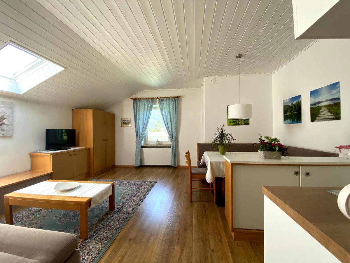 Hirschenhof Apartment Laives Exterior photo
